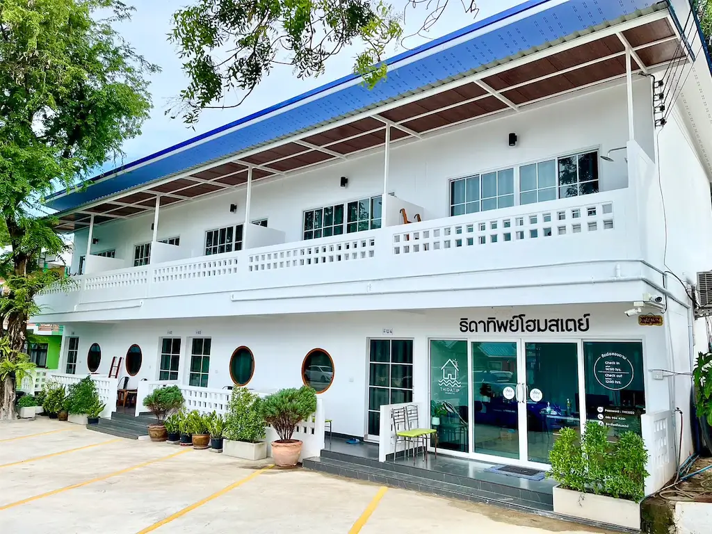 ที่พักแสมสารติดทะเล ราคาถูก