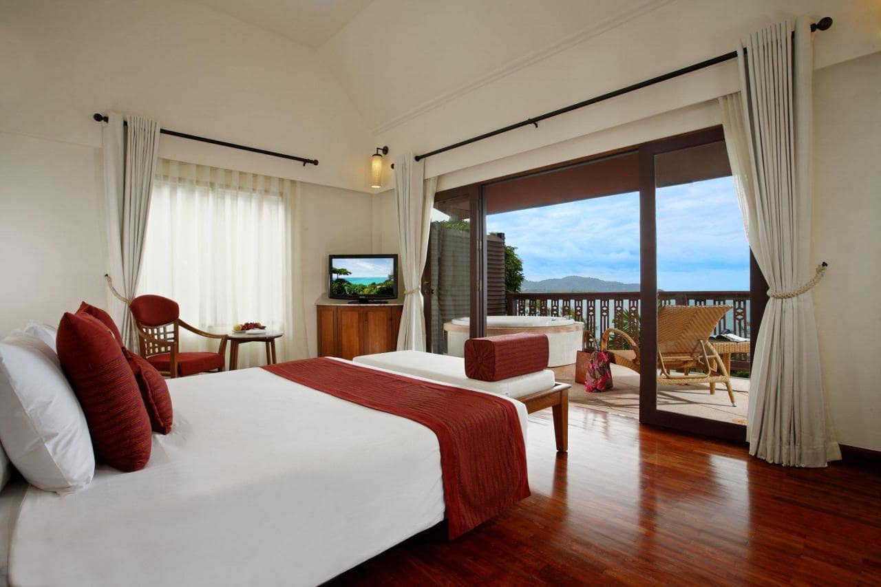 ที่พักหาดกะรน ติดทะเล