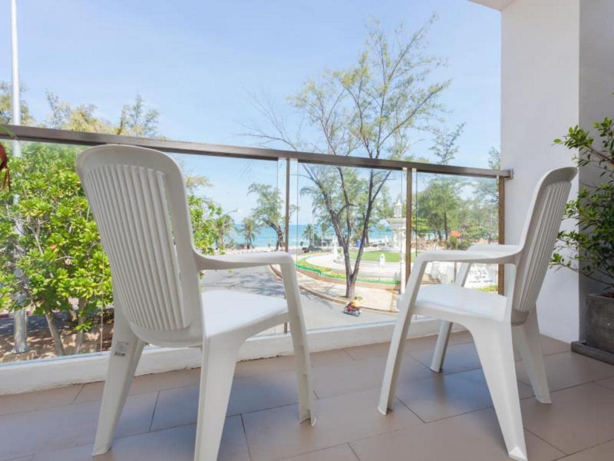 ที่พักหาดกะรน ติดทะเล