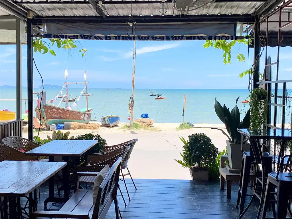 ที่พักบางแสน ถูกและดี