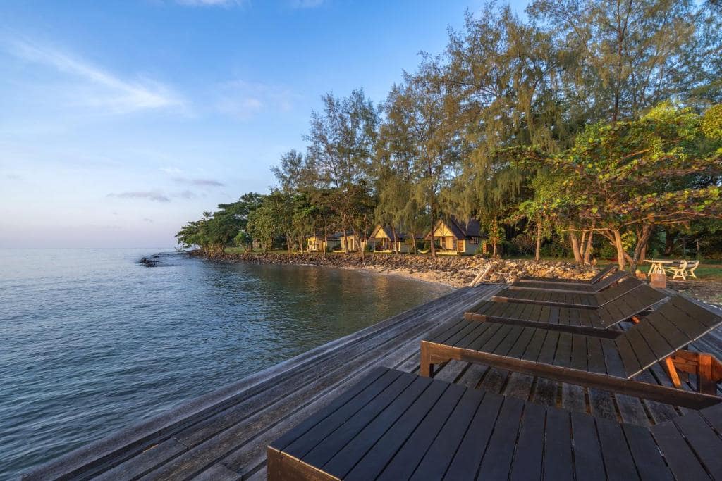 ที่พักเกาะหมาก ติดทะเล