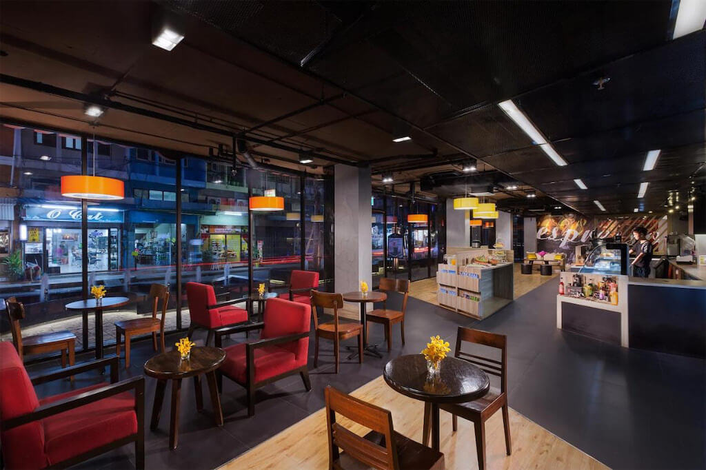 ที่พักศรีราชาแนะนำ ติดทะเล ราคาถูก