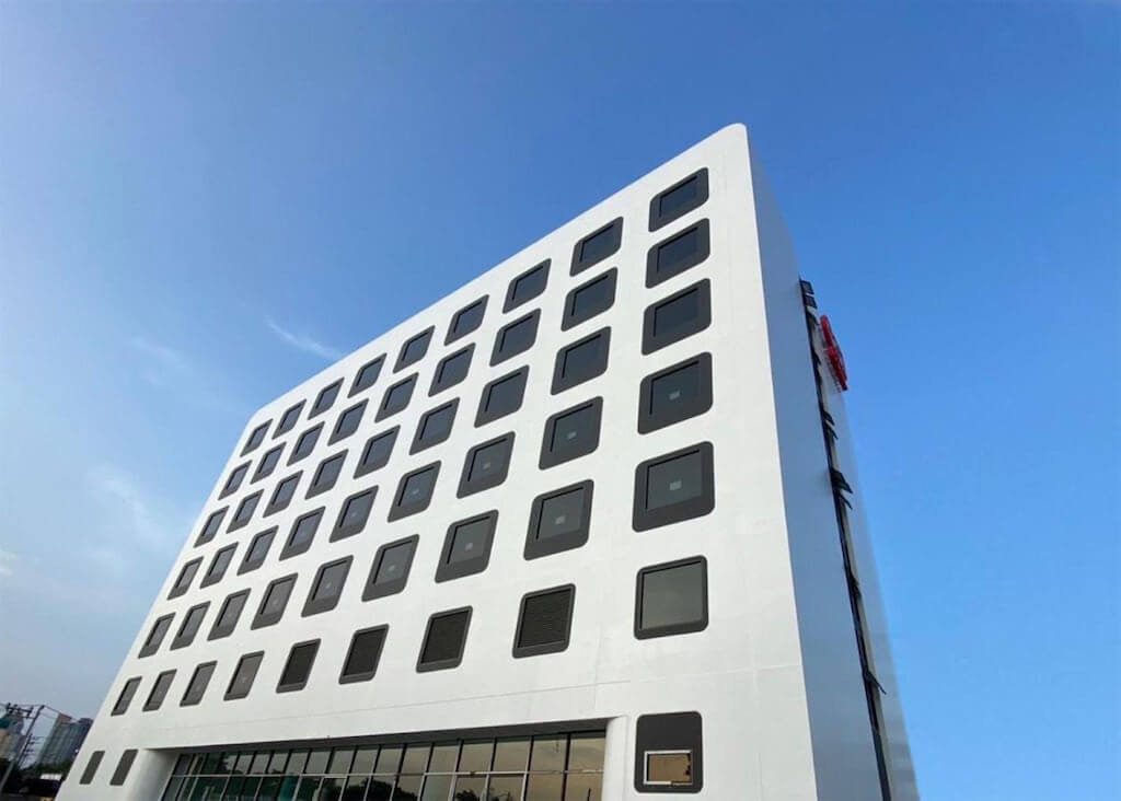 ที่พักศรีราชาแนะนำ ติดทะเล ราคาถูก