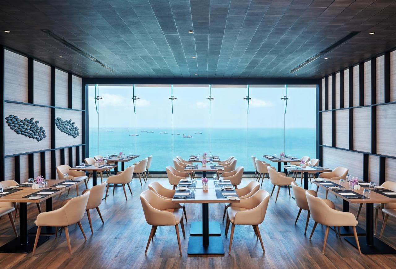 ที่พักศรีราชาแนะนำ ติดทะเล ราคาถูก