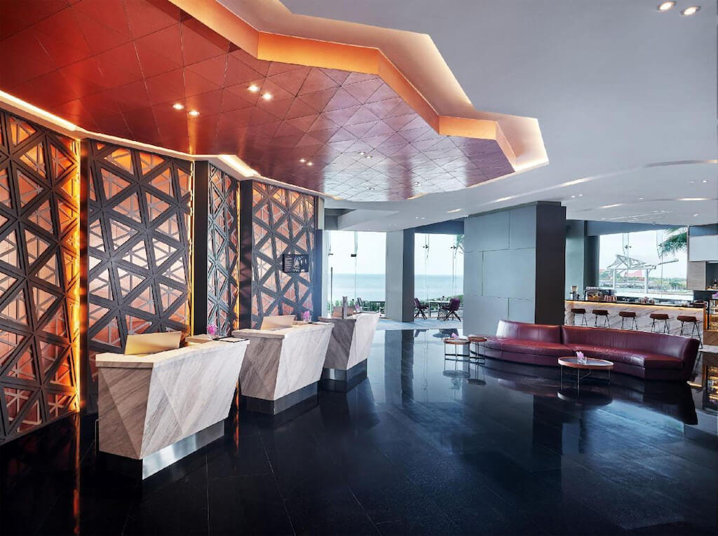 ที่พักศรีราชาแนะนำ ติดทะเล ราคาถูก